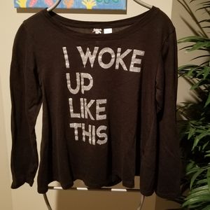 ❤️5for$12 Black top with silver top by Scooter brown